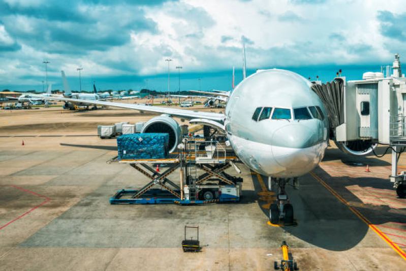 Curso de Transporte de Materiais Perigosos em Aviões Paraíba - Curso de Transporte de Materiais Perigosos em Avião